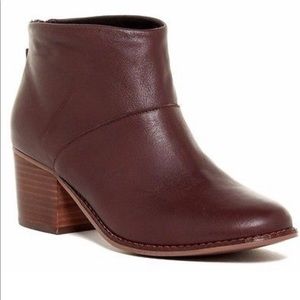 Tom’s Leila Booties